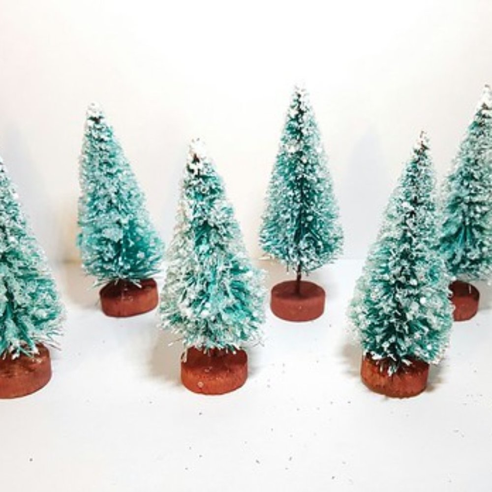 8 Vintage Mini Bottle Brush Trees Lot Mica Flaked Wood Red Base Japan